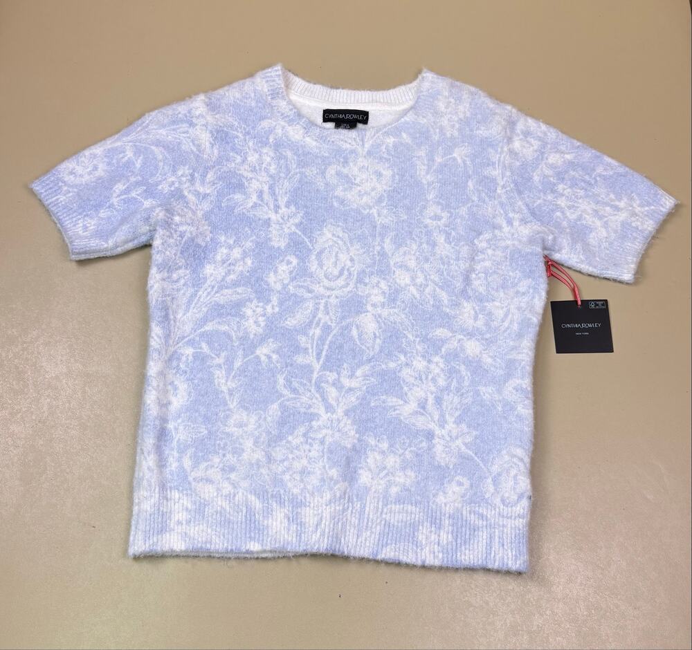 Cynthia Rowley Women’s Small Blue White Floral Fuzzy Short Sleeve Sweater NWT